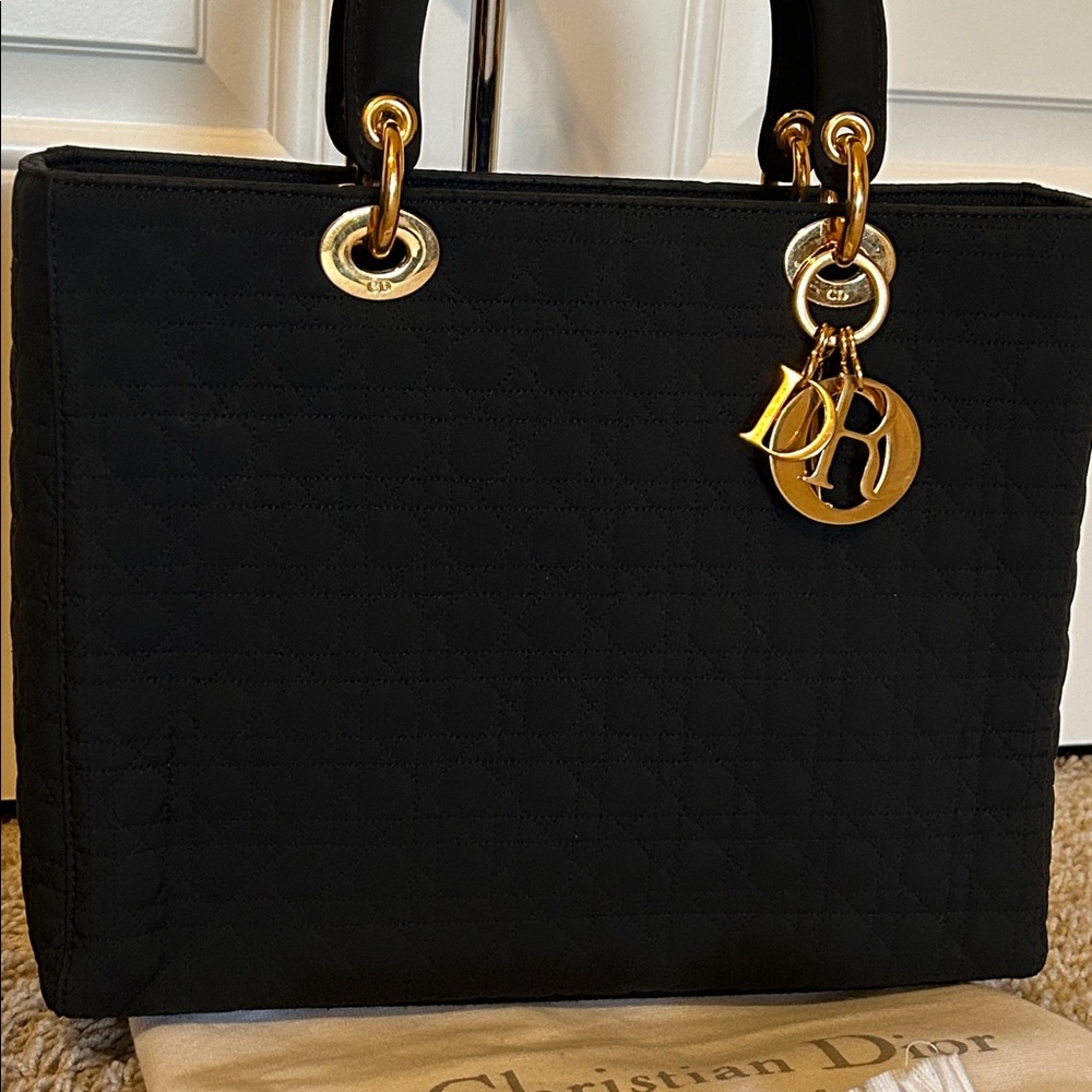 Christian Dior Lady Dior Cannage Black Tote Bag- Like New!! - Picture 2 of 12